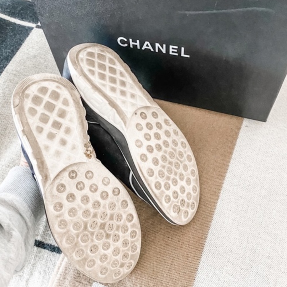 Chanel shoes - Picture 3 of 4
